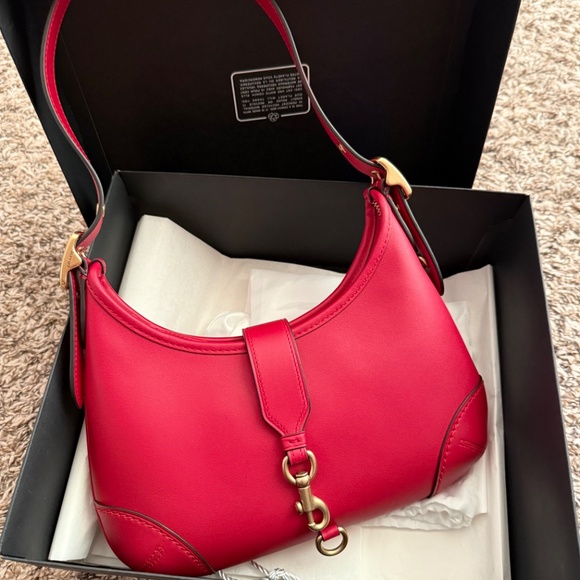 Coach Hamptons Hobo Ruby Red - Picture 2 of 8